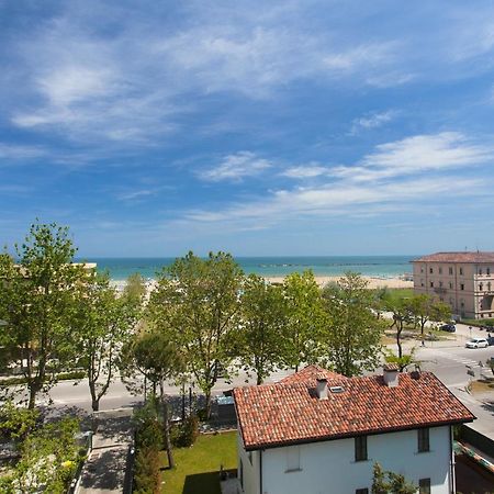 Hotel Dolcevita Cesenatico Dış mekan fotoğraf