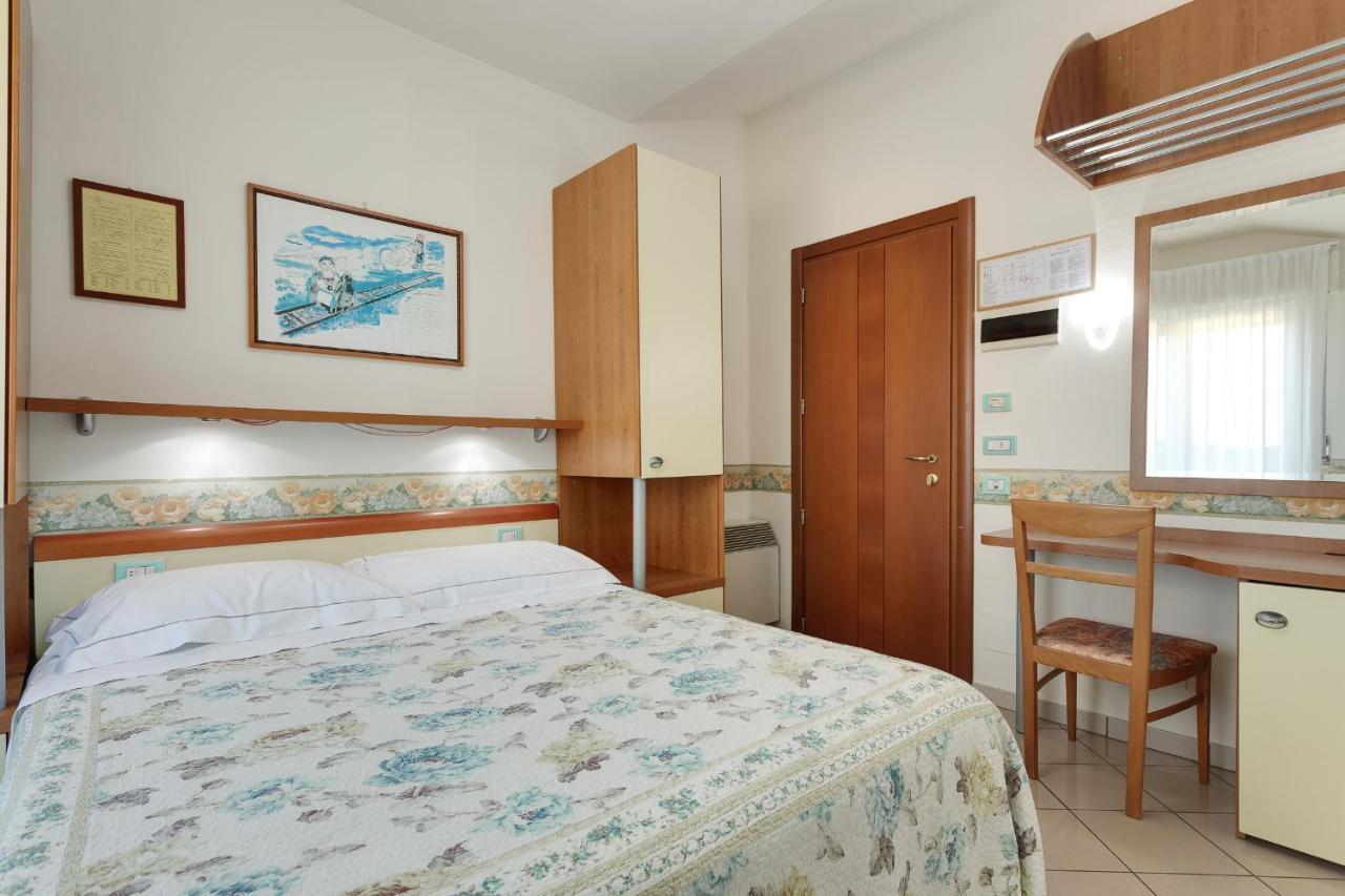 Hotel Dolcevita Cesenatico Dış mekan fotoğraf