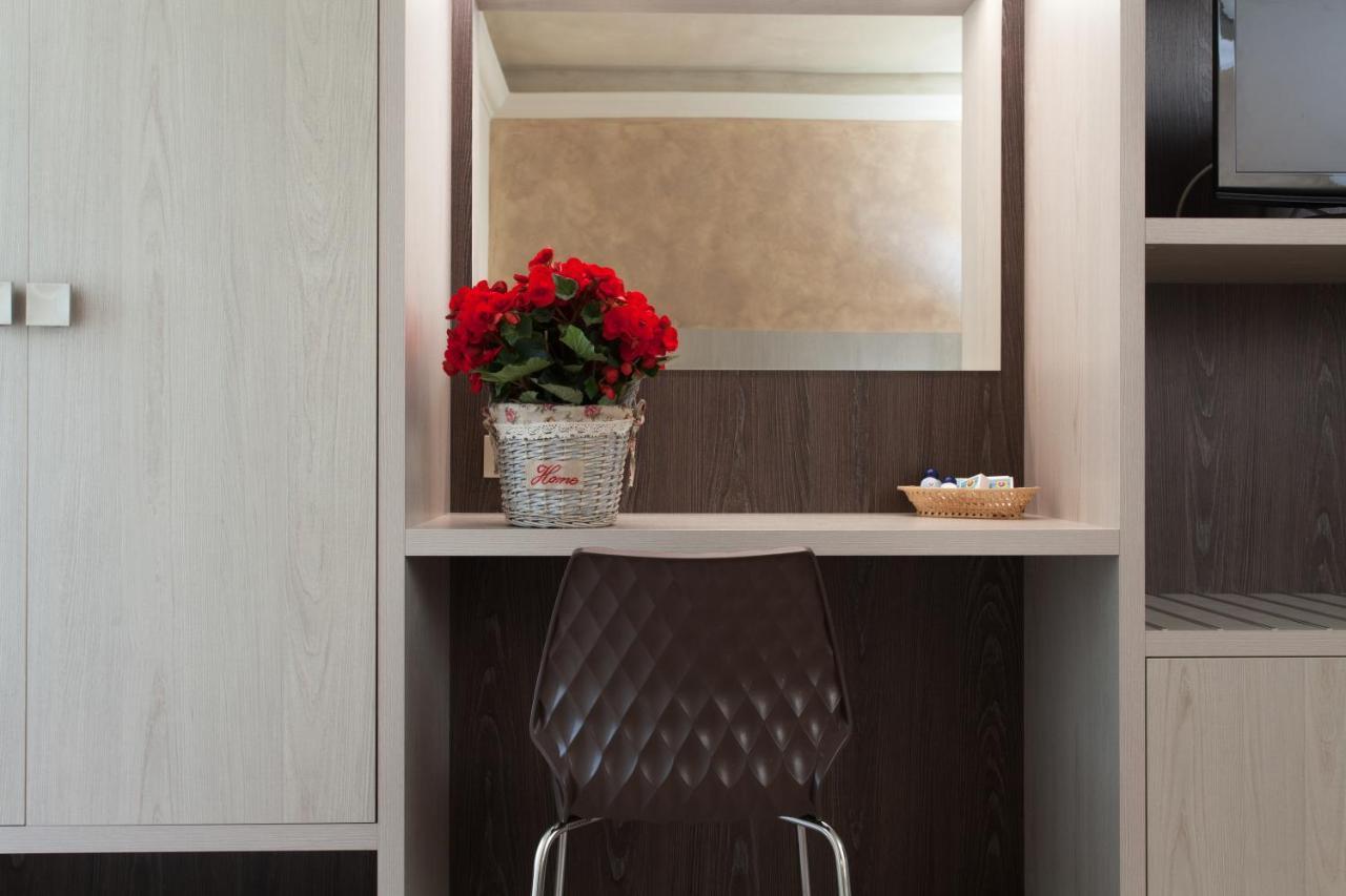 Hotel Dolcevita Cesenatico Dış mekan fotoğraf