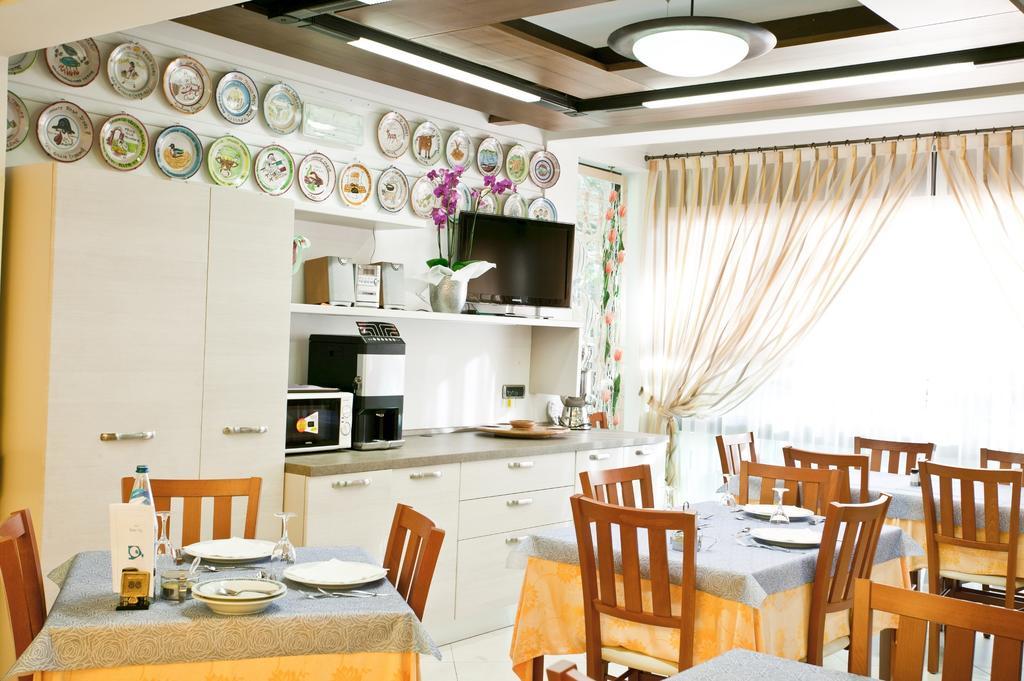 Hotel Dolcevita Cesenatico Dış mekan fotoğraf
