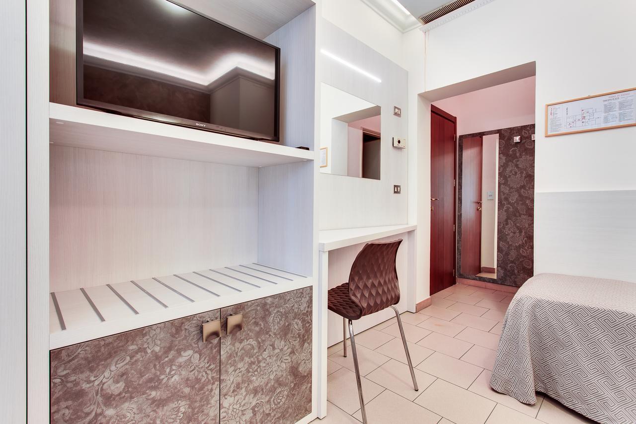 Hotel Dolcevita Cesenatico Dış mekan fotoğraf