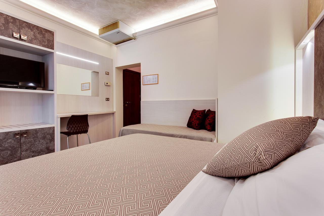 Hotel Dolcevita Cesenatico Dış mekan fotoğraf