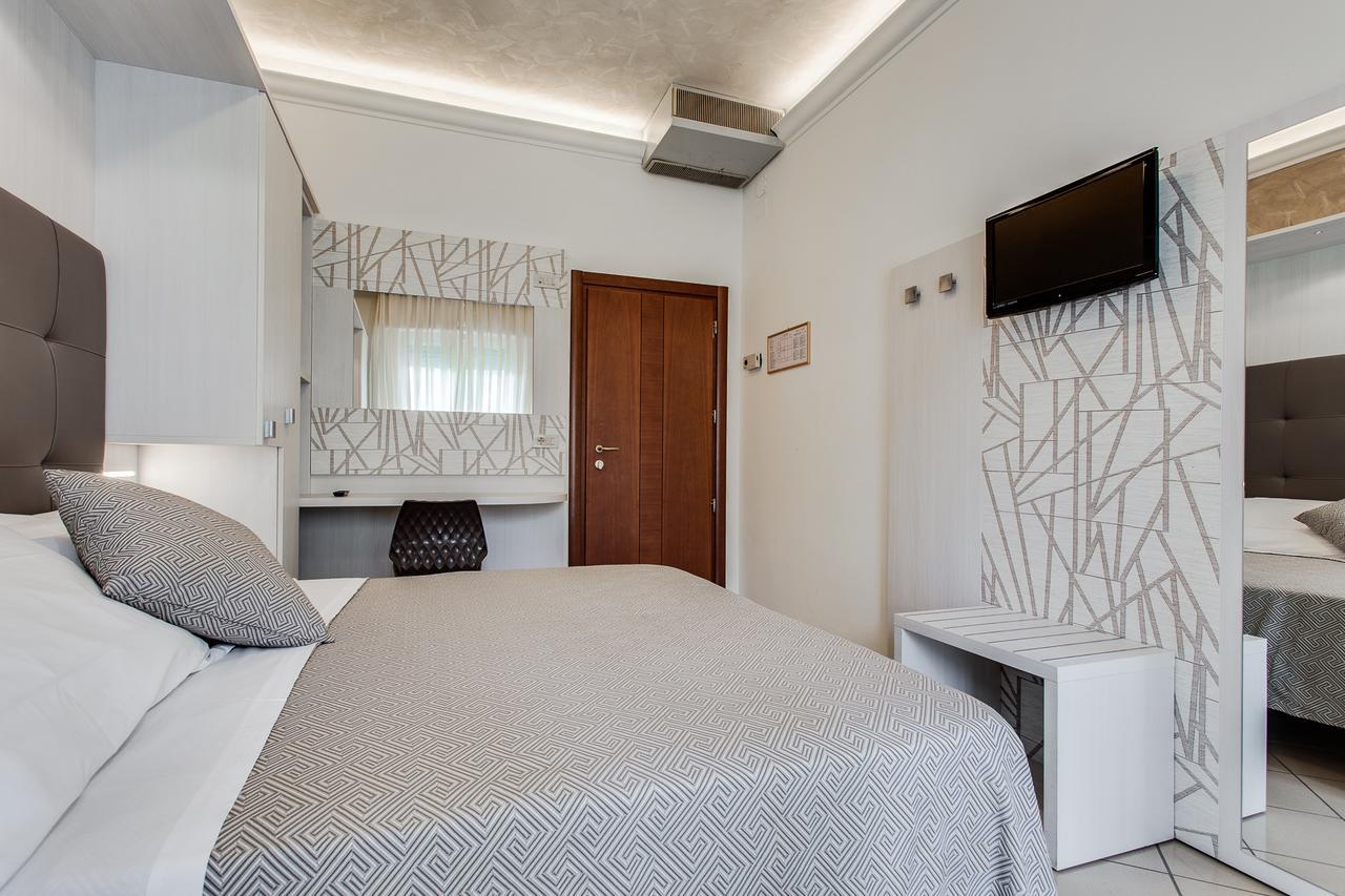 Hotel Dolcevita Cesenatico Dış mekan fotoğraf