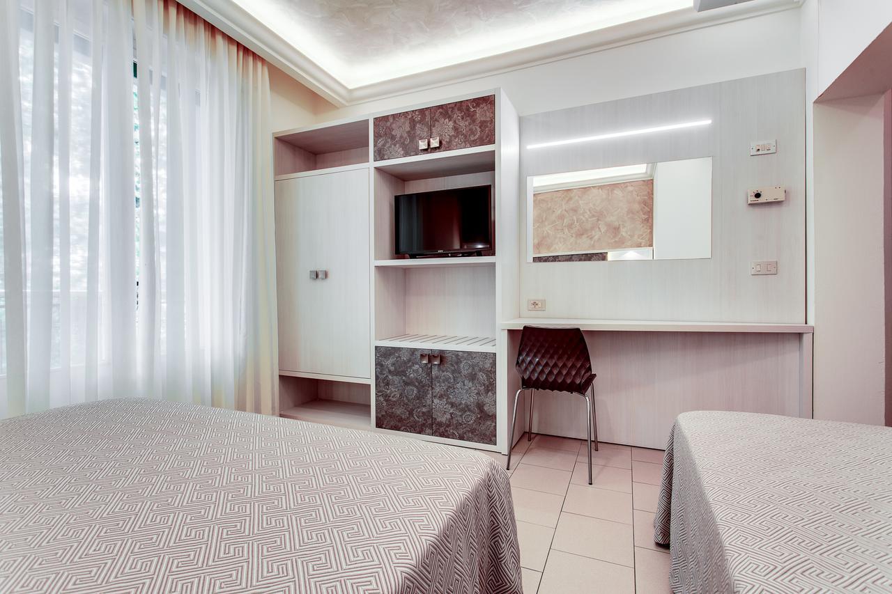 Hotel Dolcevita Cesenatico Dış mekan fotoğraf