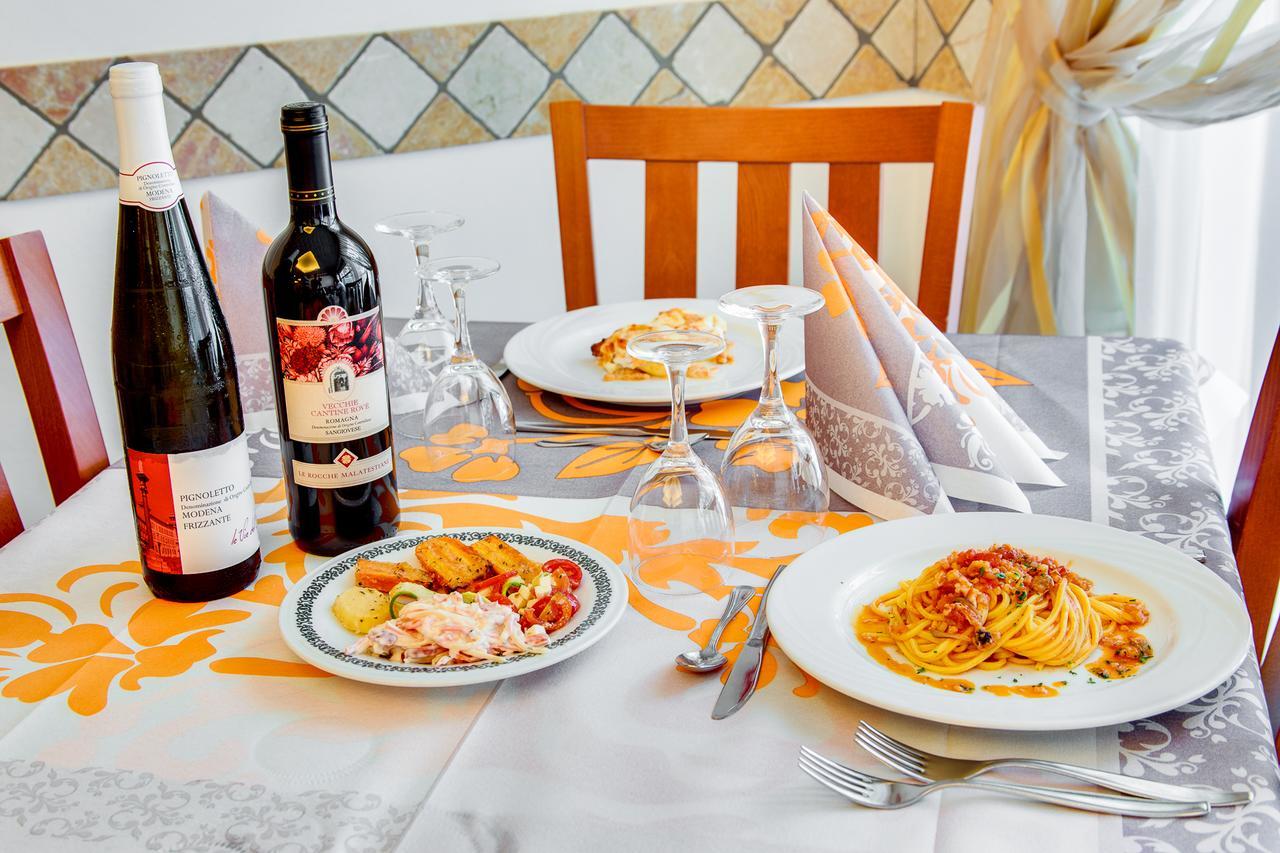 Hotel Dolcevita Cesenatico Dış mekan fotoğraf