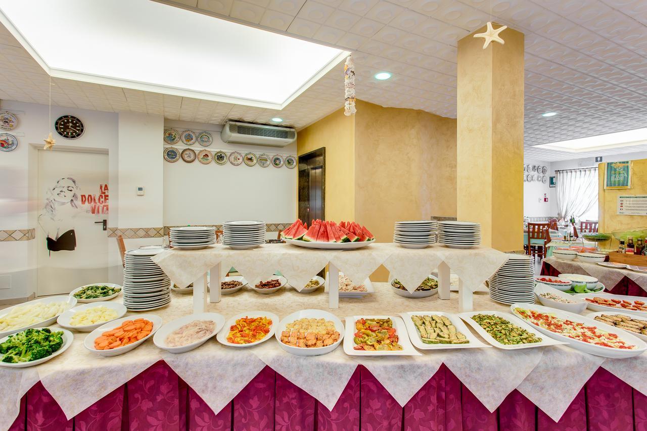 Hotel Dolcevita Cesenatico Dış mekan fotoğraf