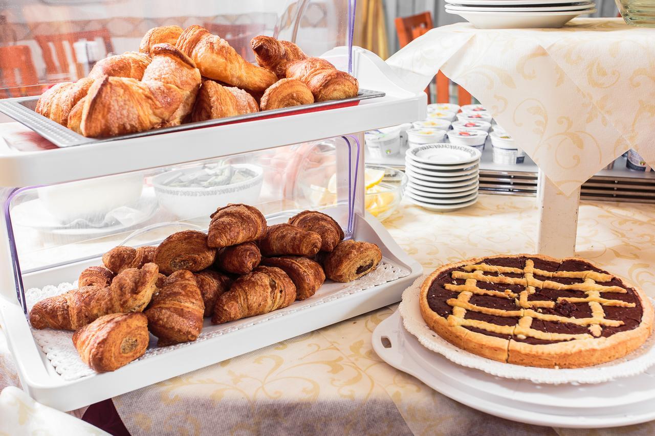 Hotel Dolcevita Cesenatico Dış mekan fotoğraf